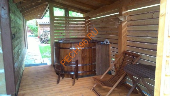 Уличная купель Фурако Maestro Woods с внешней печью круглая из лиственницы, h1200 Уличная купель Фурако Maestro Woods с внешней печью круглая из лиственницы, h1200