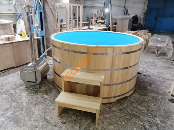 Фурако НКЗ Premium с наружной печью круглая из кедра с пластиковой вставкой