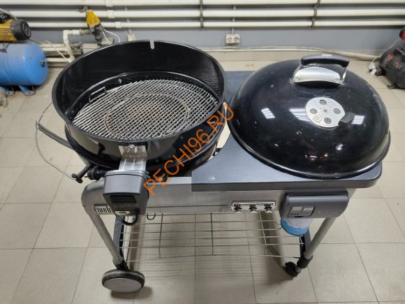 Угольный гриль WEBER PERFORMER PREM W/GBS BLK ASIA