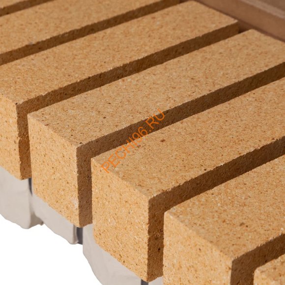 Электрокамин RealFlame Country 26 WT с очагом Moonblaze S Lux BR