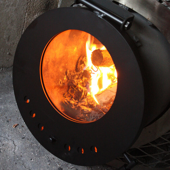 Дровяная печь IKI Mini со стеклянной дверцей Дровяная печь IKI Mini со стеклянной дверцей